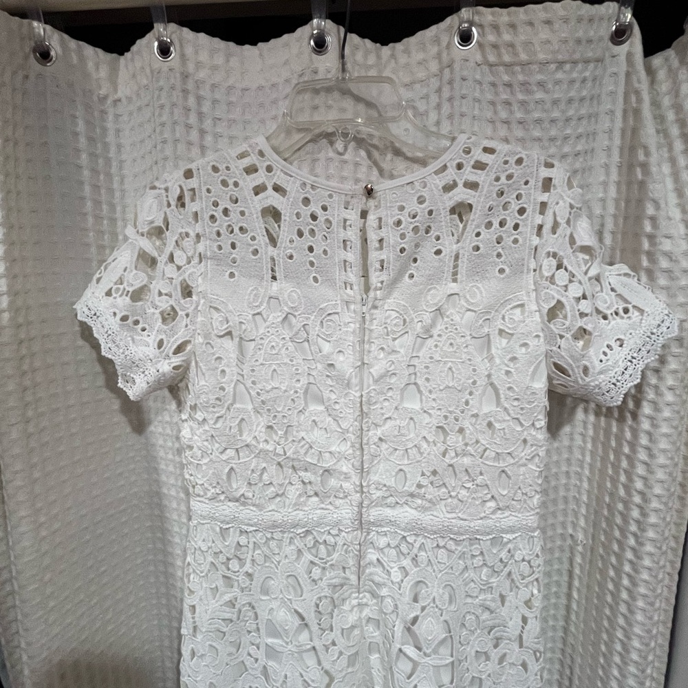 Girls (Size 16) Elegant Cream (off-white) Eyelet Dress with Full Slip Lining - Picture 8 of 12